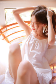 你看镜子里我们的结合樱花